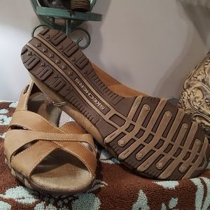 Ladies Sandals